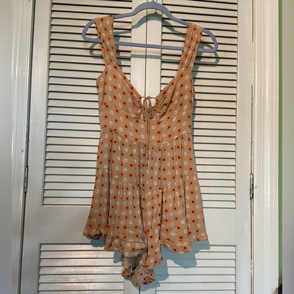 Dolls Kill women’s romper - Picture 4 of 7